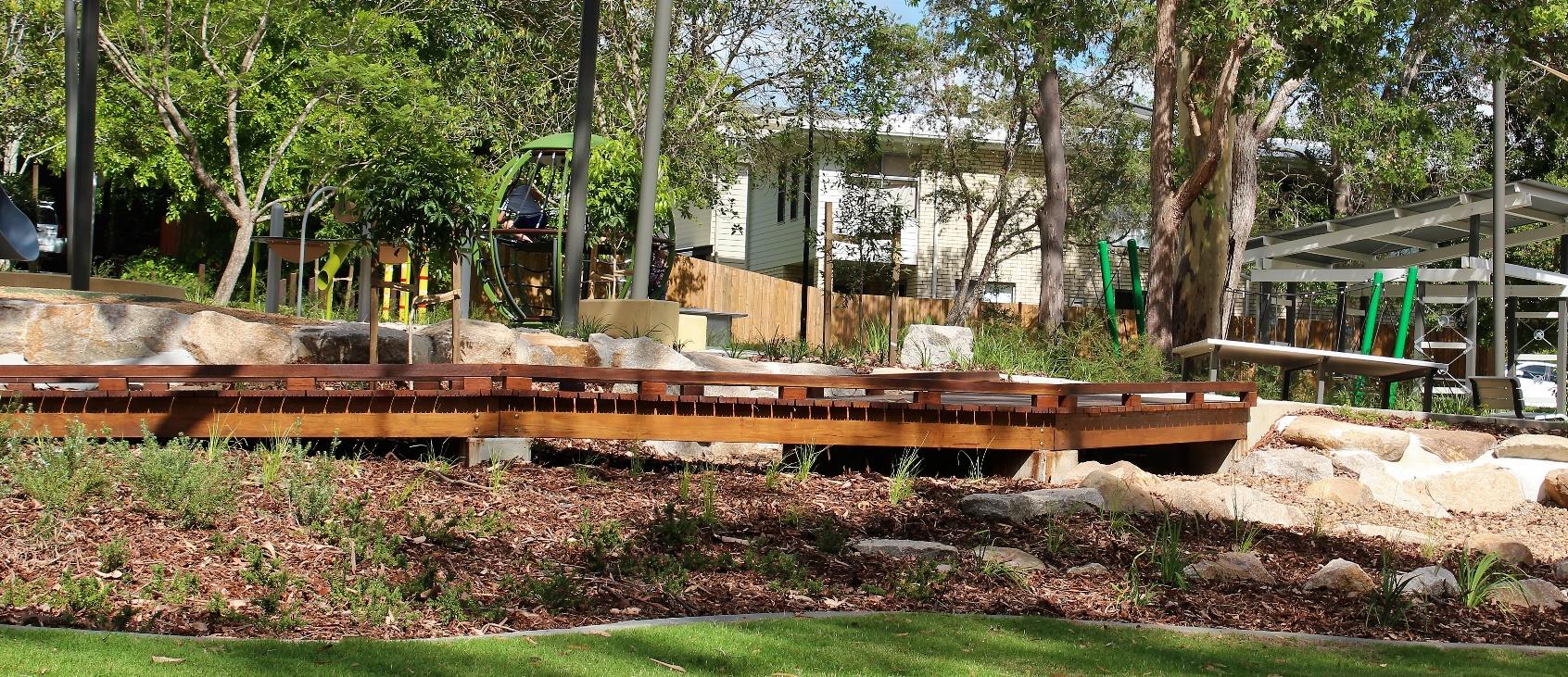 Walton Bridge Park boardwalk